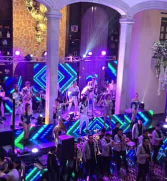 Renta de pista iluminada