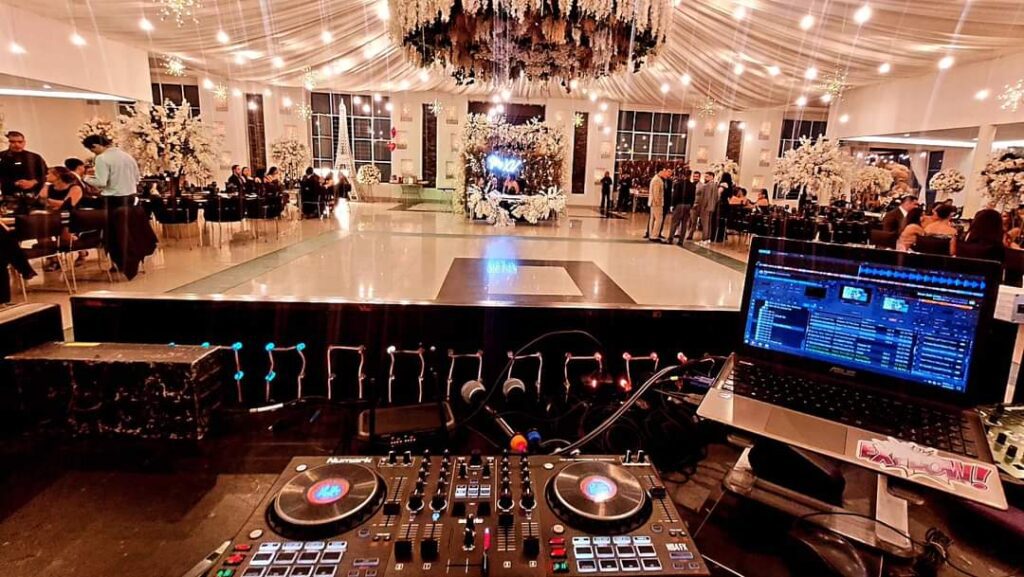 Paquetes economicos de dj en Toluca CDMX