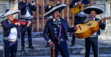 Cuanto cobra un mariachi por 3 canciones